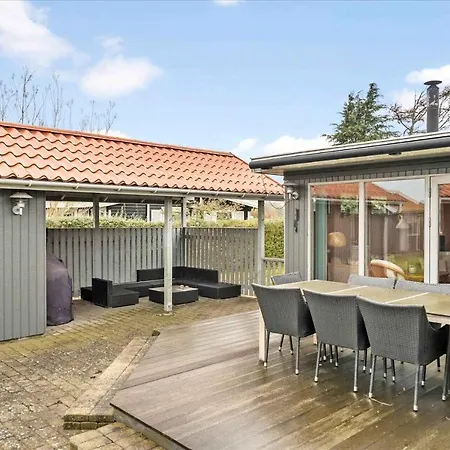 Ferienhaus Lovely On The At Torreso *