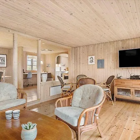 Lovely On The At Torreso Ferienhaus *