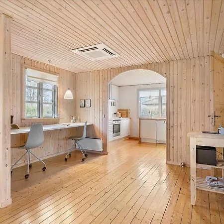 Ferienhaus Lovely On The At Torreso